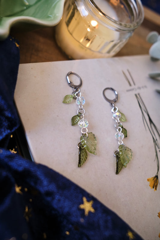 Pendientes Fairycore de Cuentas con Flores y Hojas