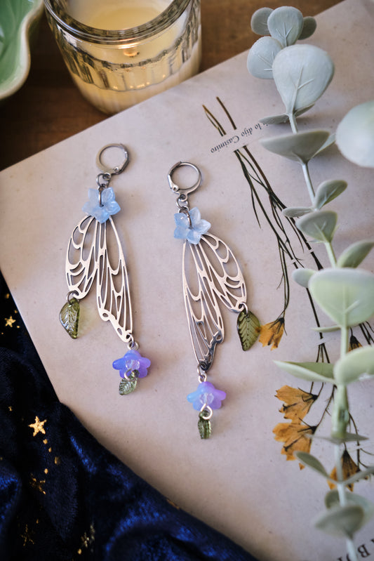Pendientes Fairycore de Alas y Flores