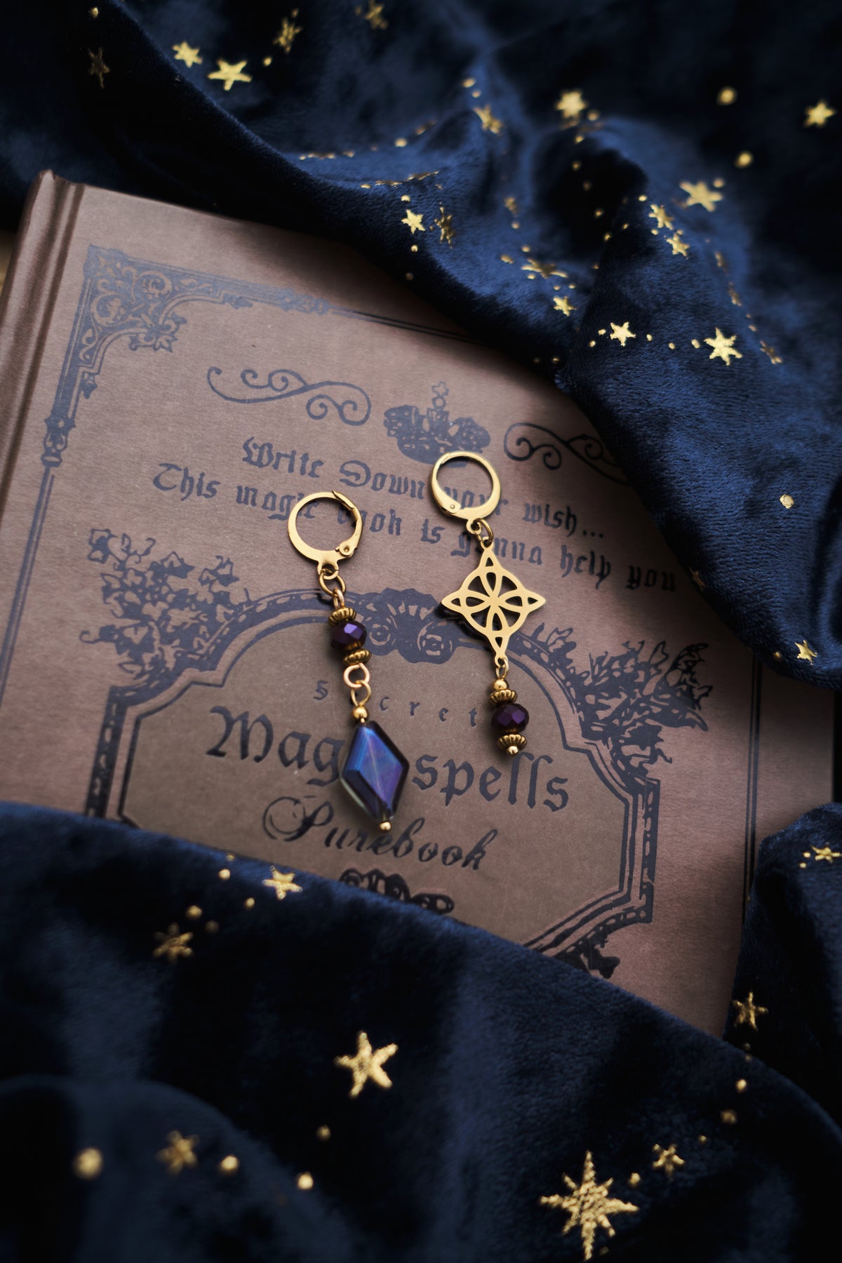 Pendientes de Nudo de Bruja Estilo Whimsigoth