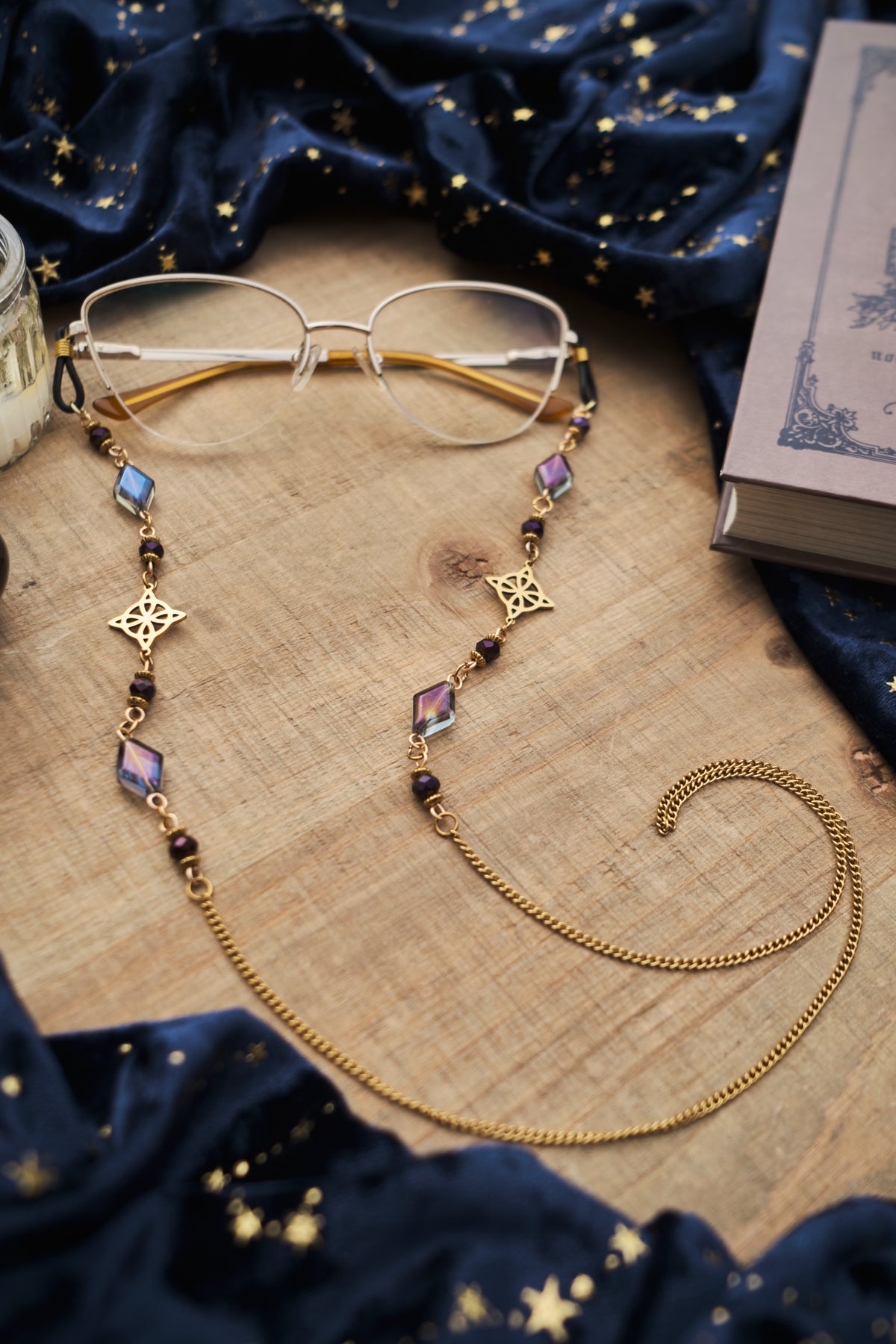 Cadena para Gafas Whimsigoth con Nudo de Bruja