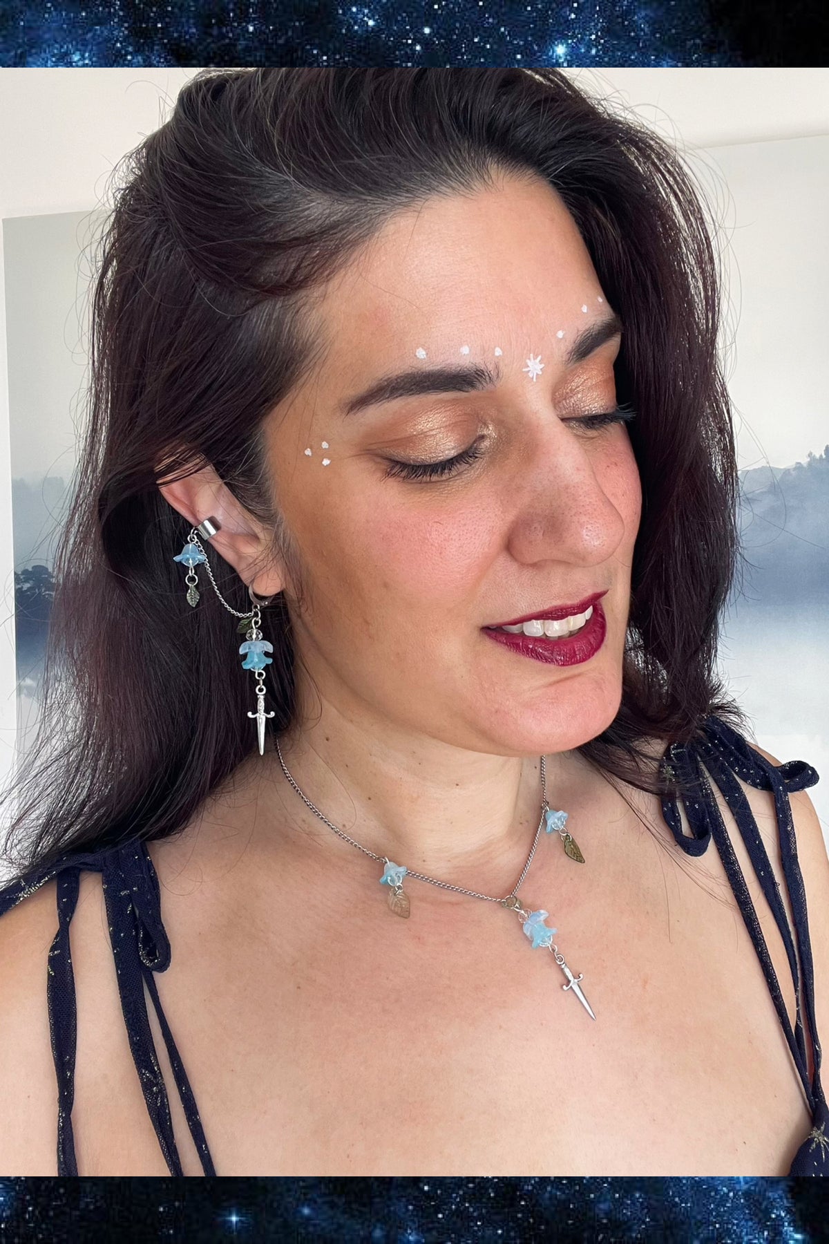 Pendientes Fairycore de Flores y Espadas con Ear Cuff