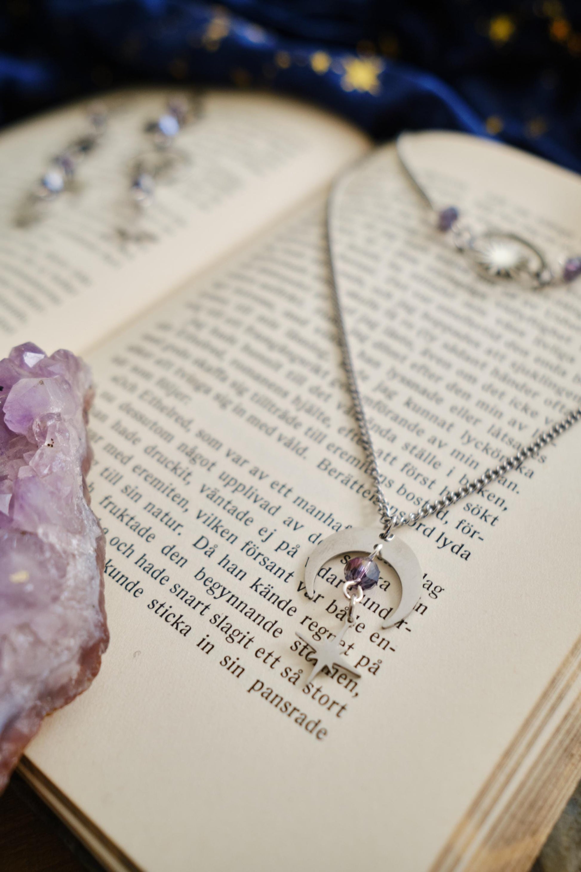 Witchy Choker Necklace, Celestial Silver Moon and Star Jewelry - Silver